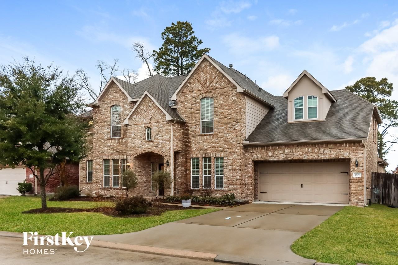 2807 Angela Way Dr - Photo 2 of 15