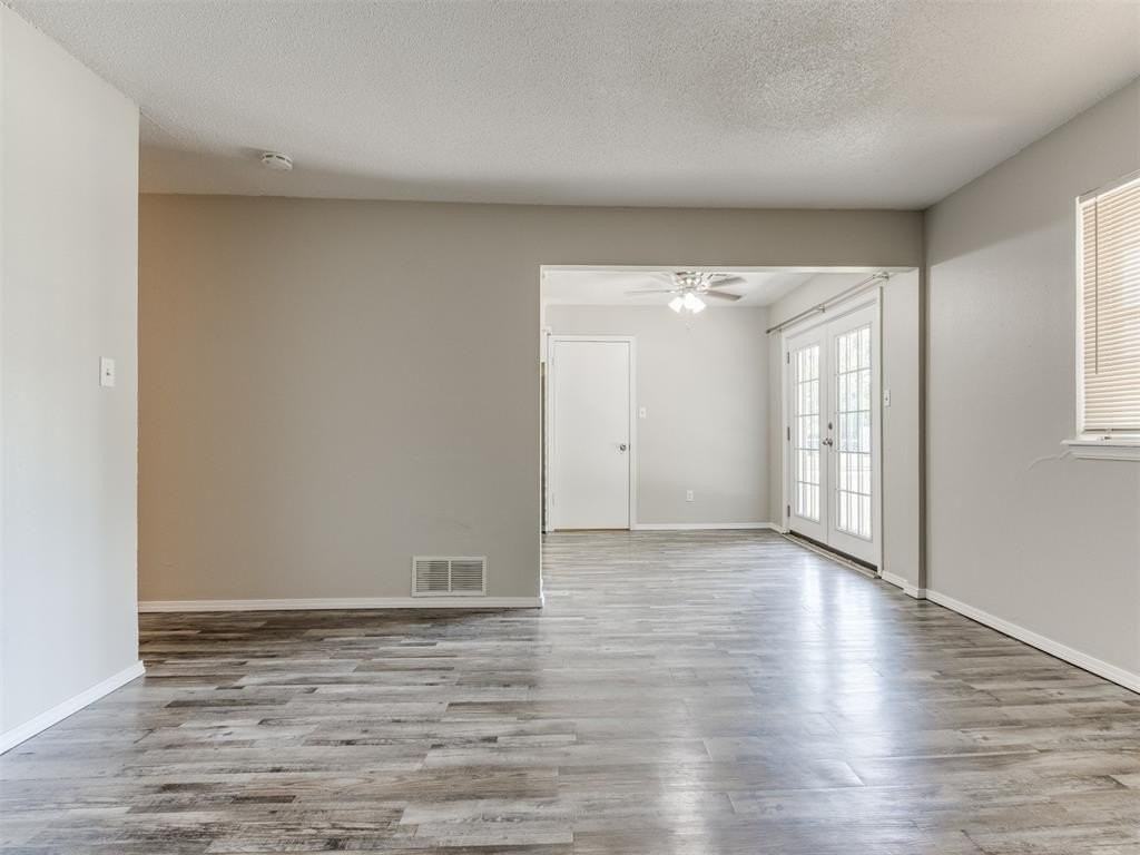 1305 E Boyd St - Photo 5 of 20