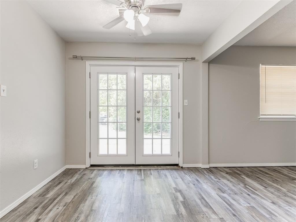 1305 E Boyd St - Photo 6 of 20