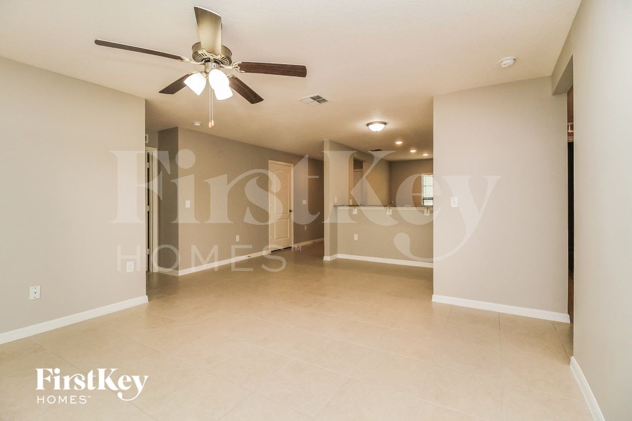 2138 El Campo Ave - Photo 5 of 15