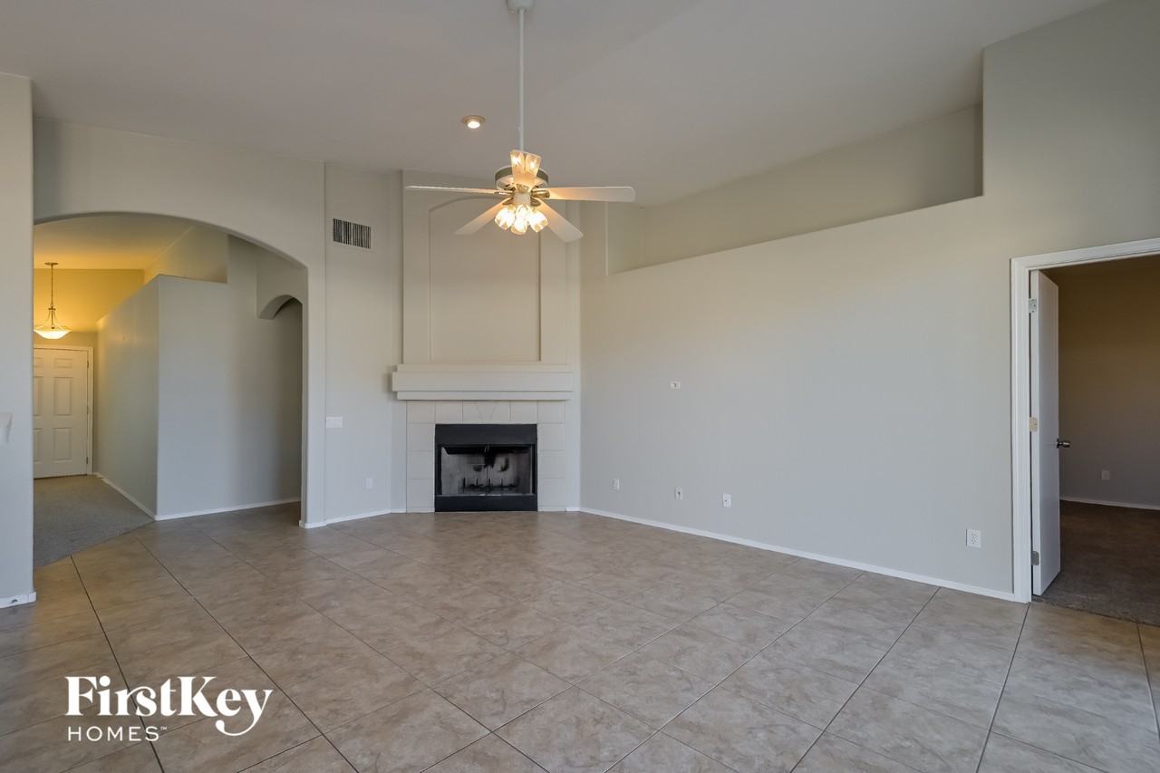 7640 W Summer Sky Dr - Photo 5 of 15