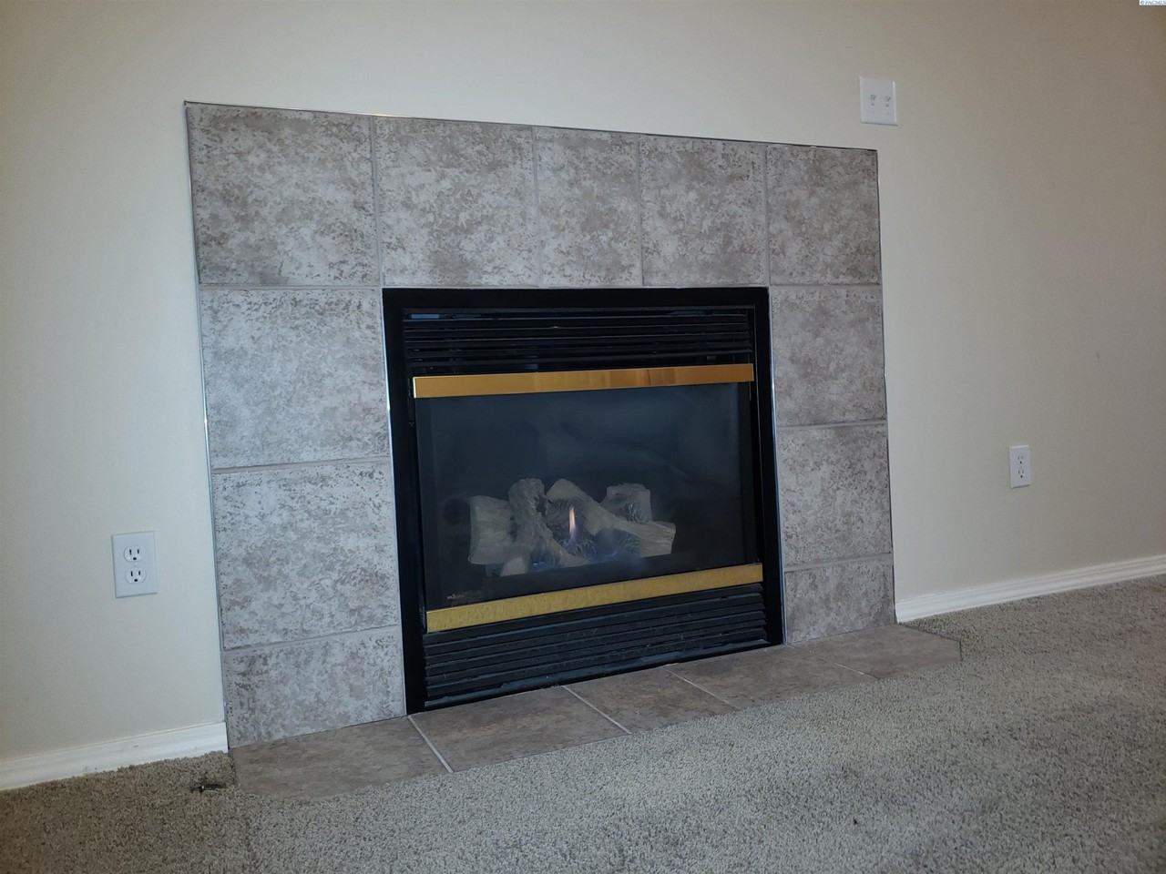 3207 S Rainier St - Photo 7 of 49