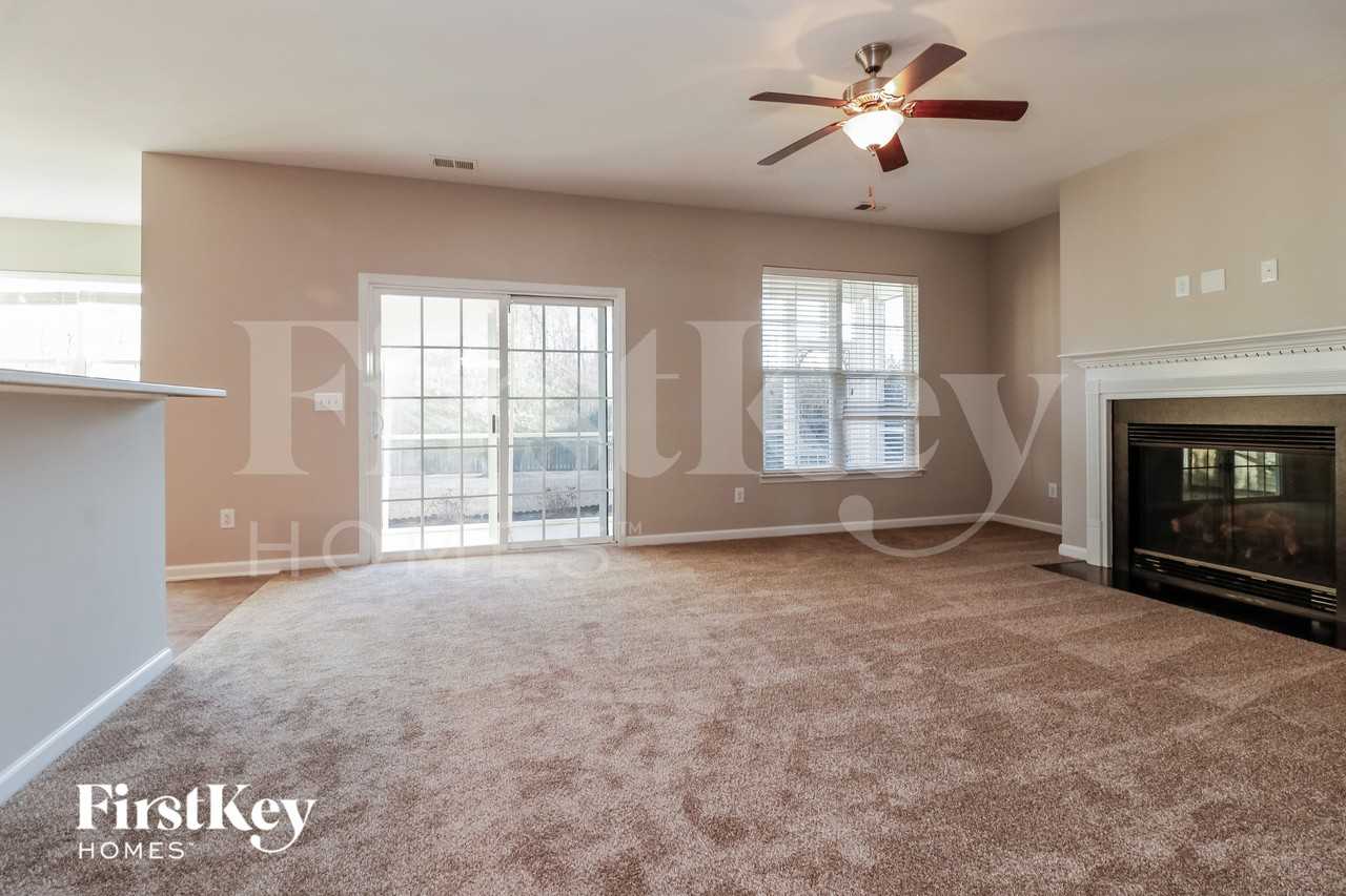 519 Chaff Ln - Photo 4 of 16