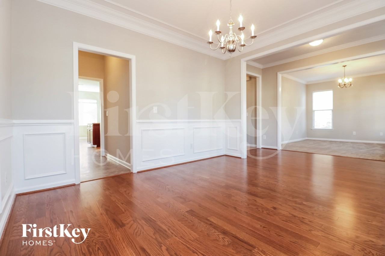 519 Chaff Ln - Photo 5 of 16