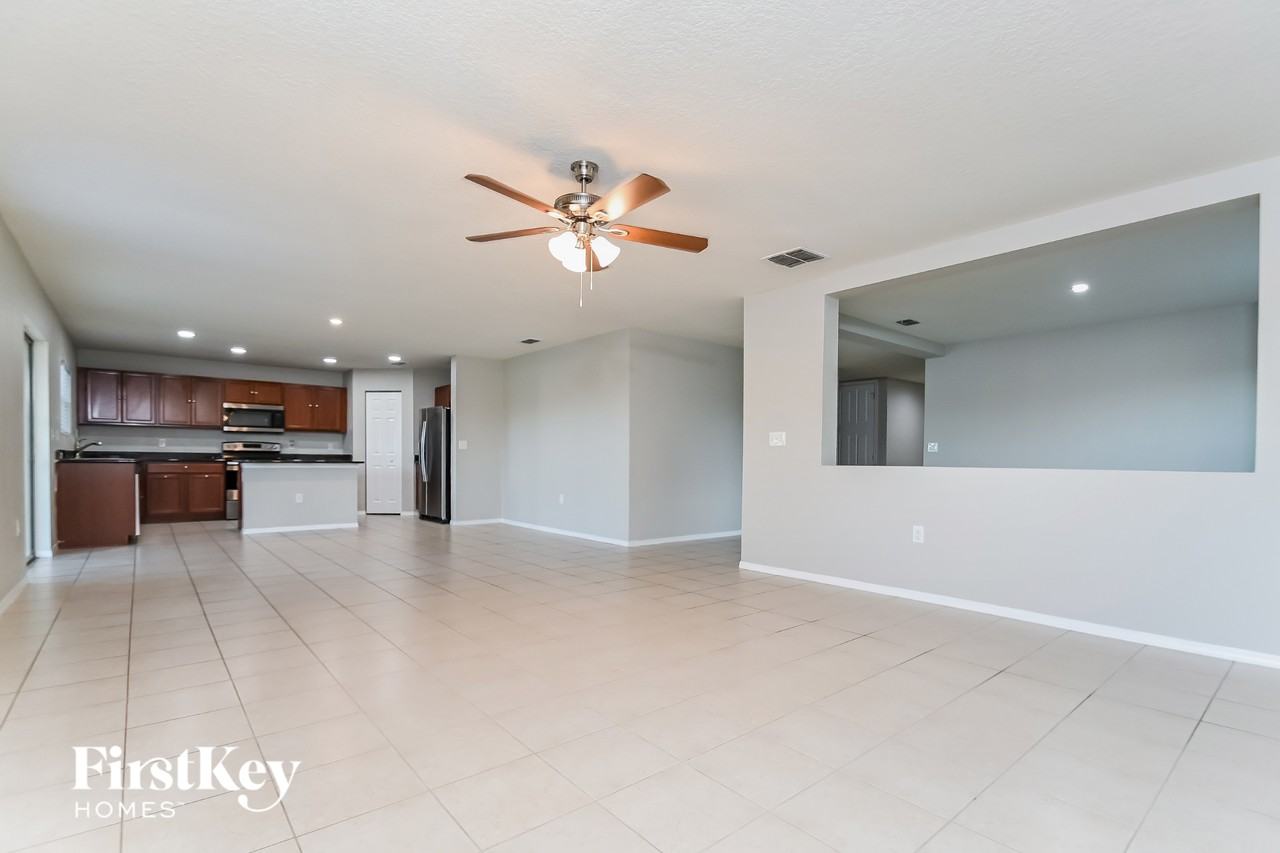 234 Star Shell Dr - Photo 2 of 15