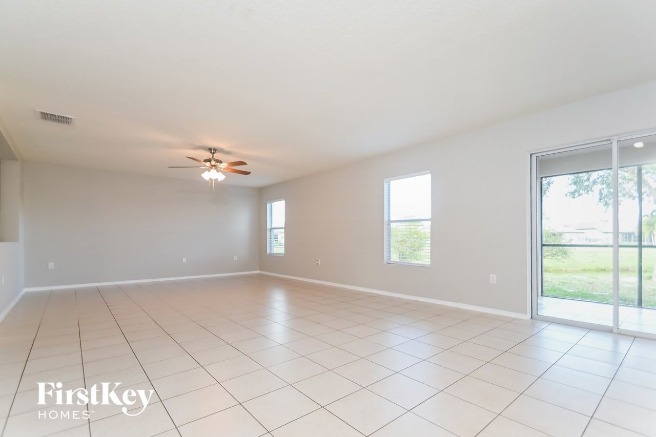 234 Star Shell Dr - Photo 3 of 15