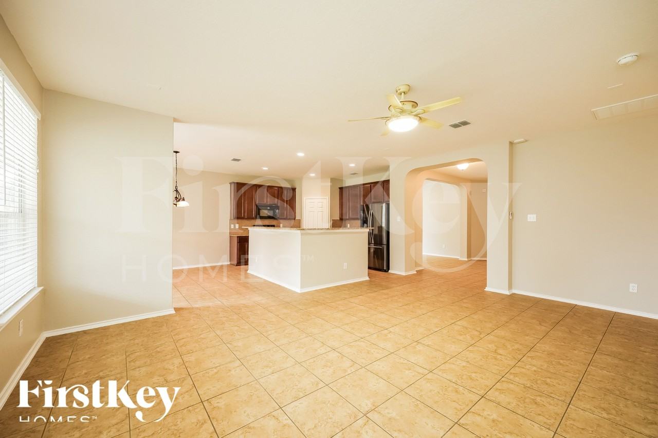 6203 Palmetto Way - Photo 5 of 16