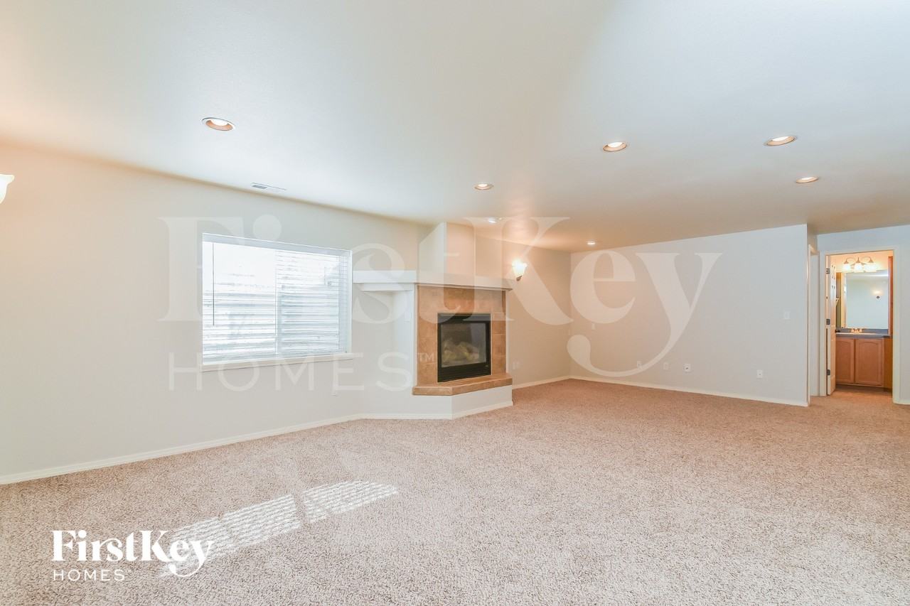 4139 Ascendant Dr - Photo 2 of 15