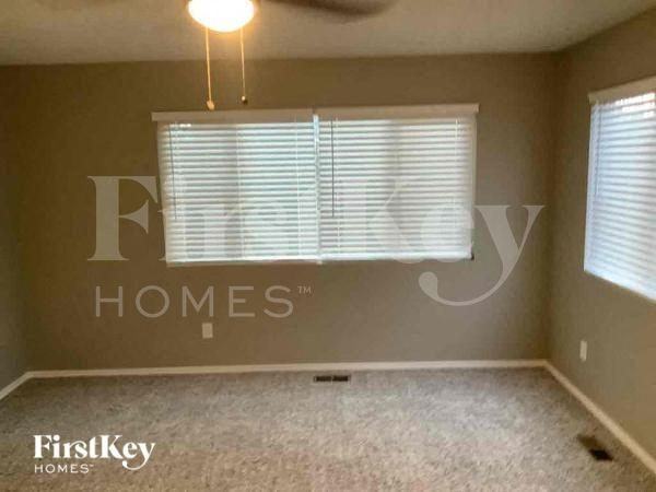 4115 Bowsprit Ln - Photo 6 of 11