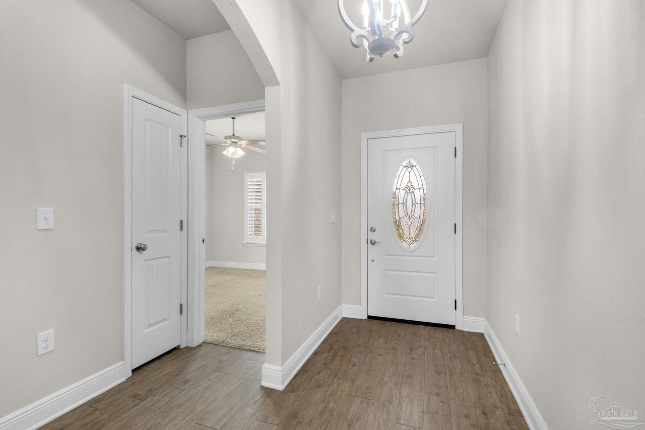 6324 Ladera Trl - Photo 3 of 33