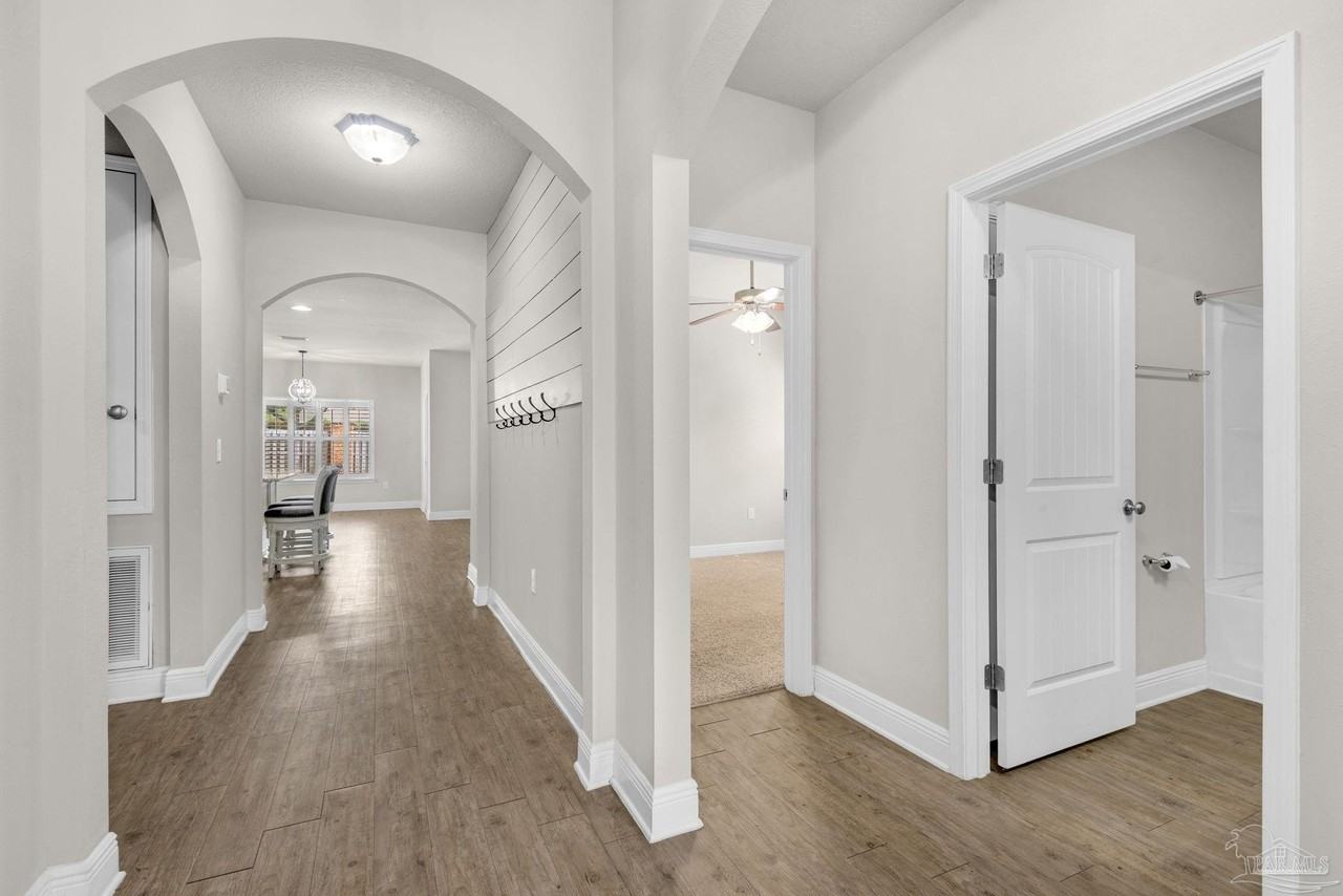 6324 Ladera Trl - Photo 4 of 33