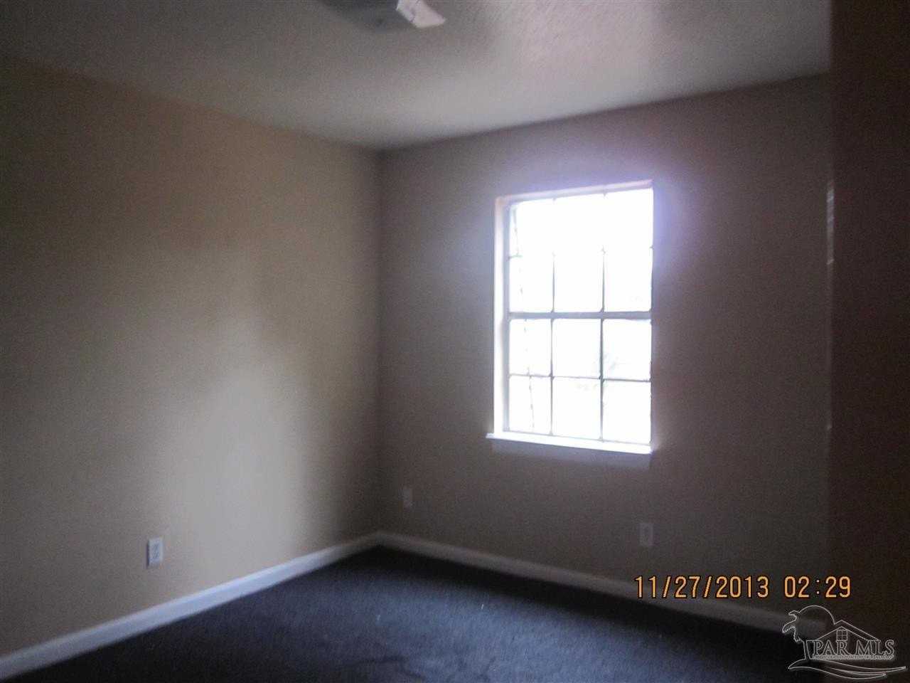 1200 Lake Dr Unit B - Photo 6 of 7