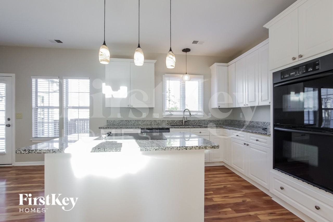 7804 Conifer Cir - Photo 7 of 15