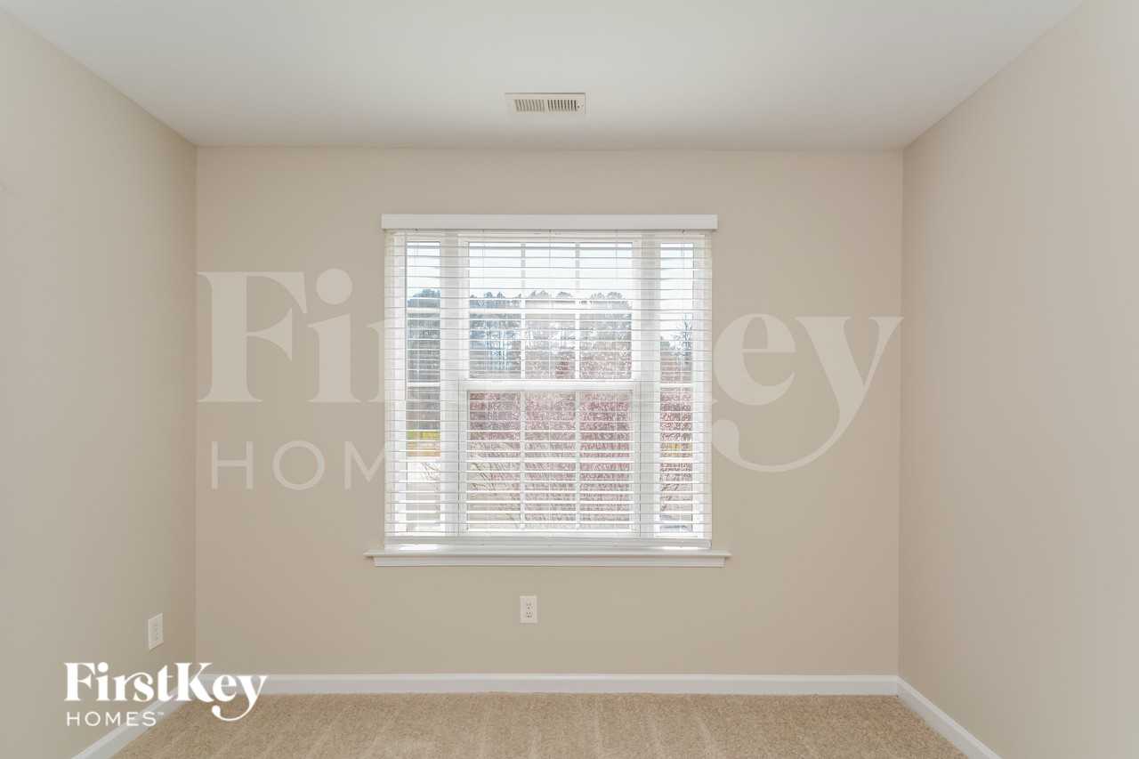 6 Linkside Ct - Photo 4 of 16