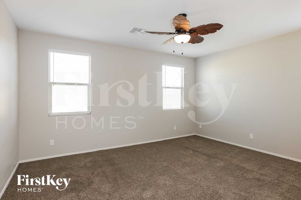 17774 W Granite View Dr - Photo 7 of 15