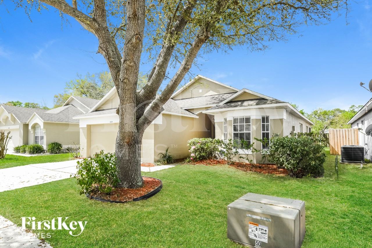 4224 Kingbird Ct - Photo 3 of 17