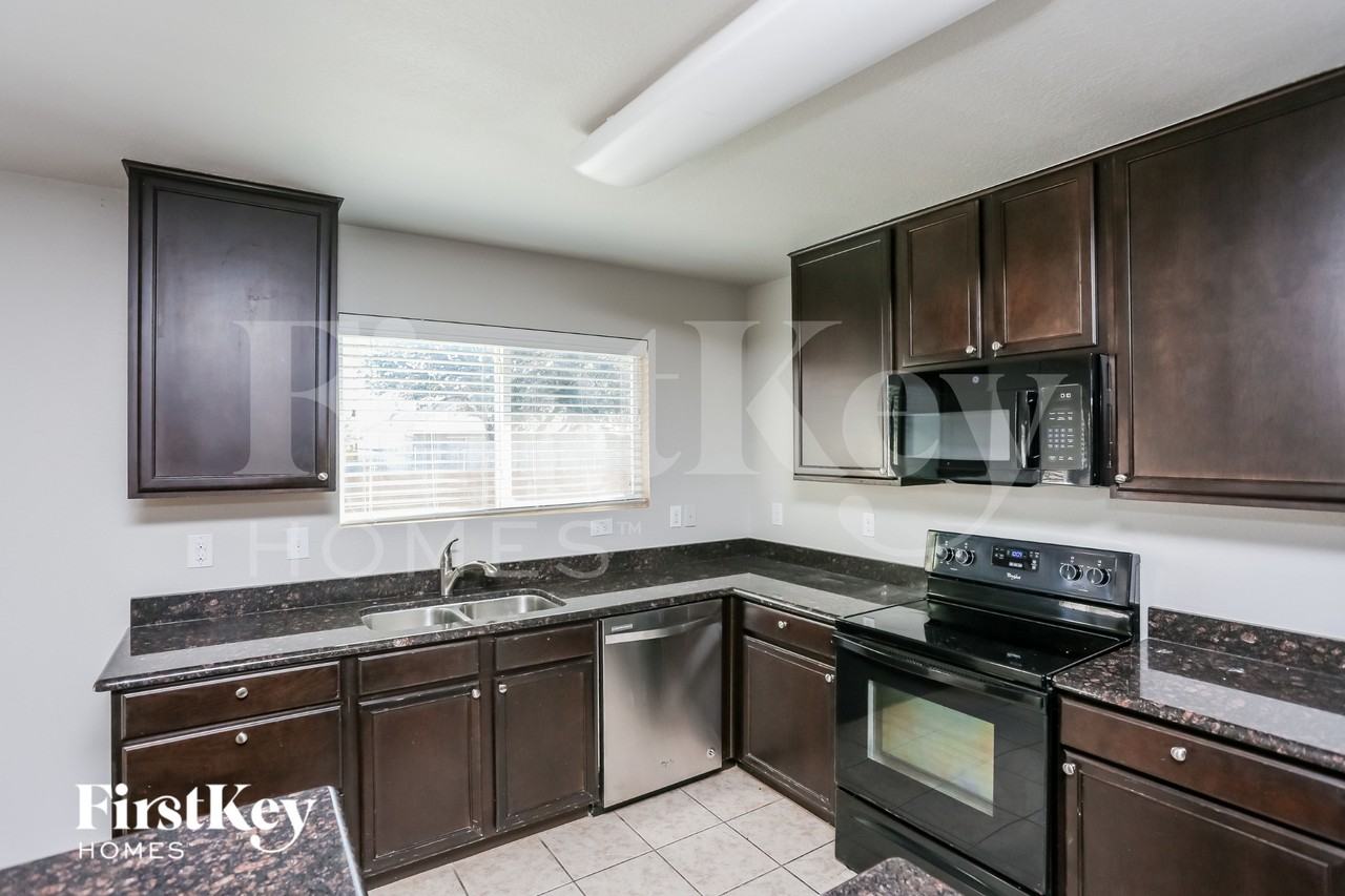 10460 Winding Passage Way - Photo 6 of 16