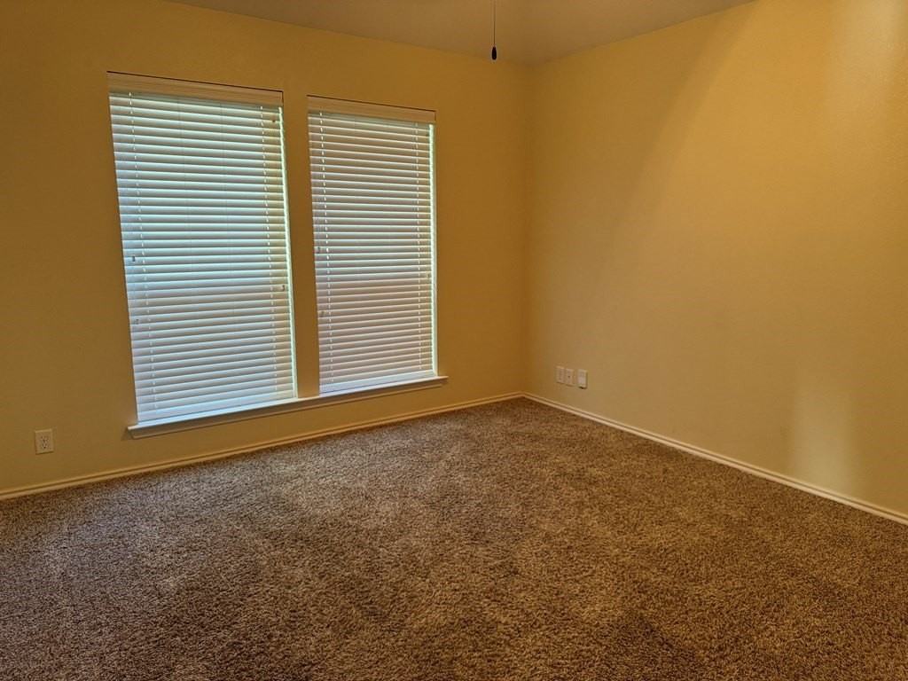 5915 Pedernales Dr - Photo 7 of 16