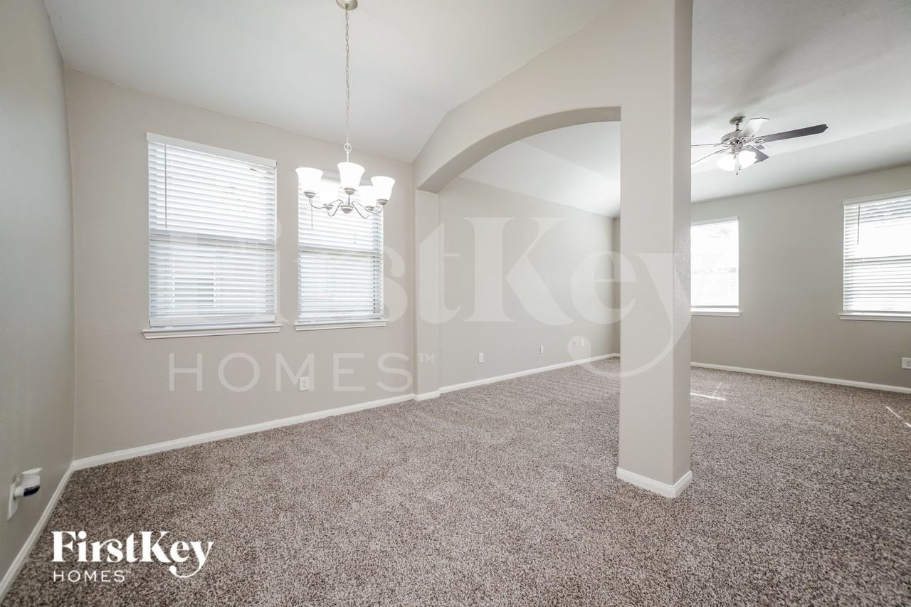 1625 Road - Photo 4 of 17