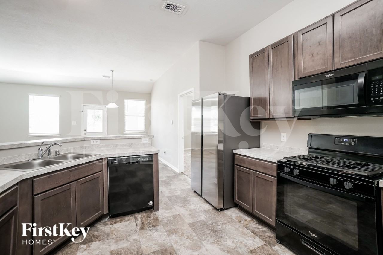 1625 Road - Photo 5 of 17