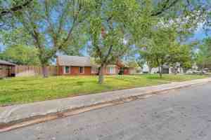 featured image of 1900 Sparks St