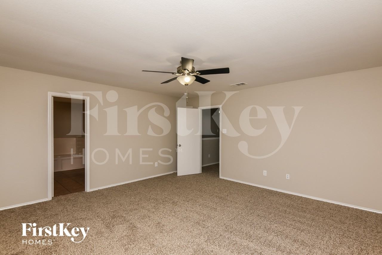 8825 Quarry Ridge Trl - Photo 6 of 14