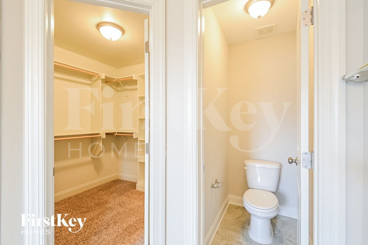 92 Squire St - Photo 7 of 15