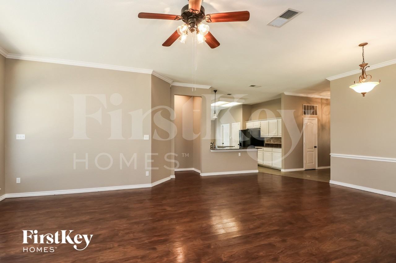 9037 San Joaquin Trl - Photo 6 of 16