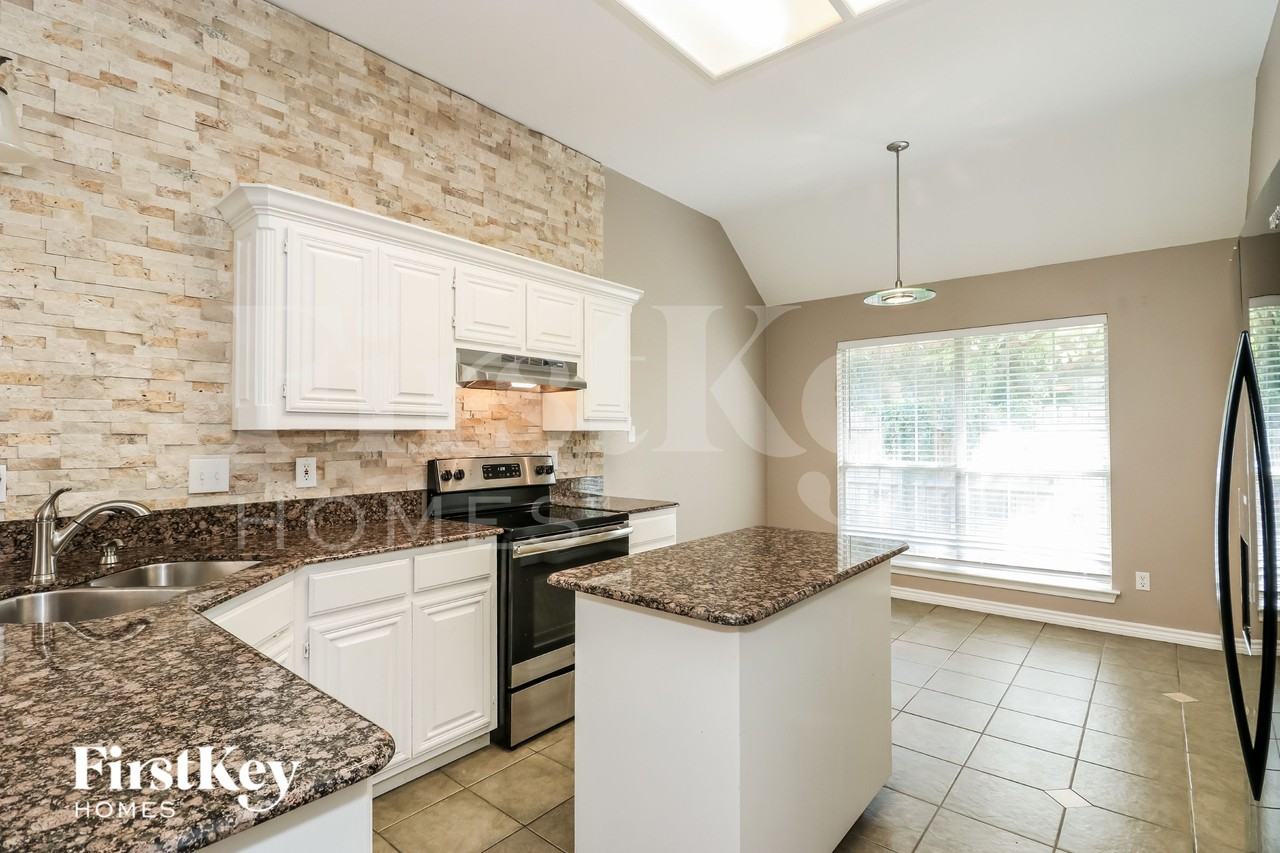 9037 San Joaquin Trl - Photo 7 of 16