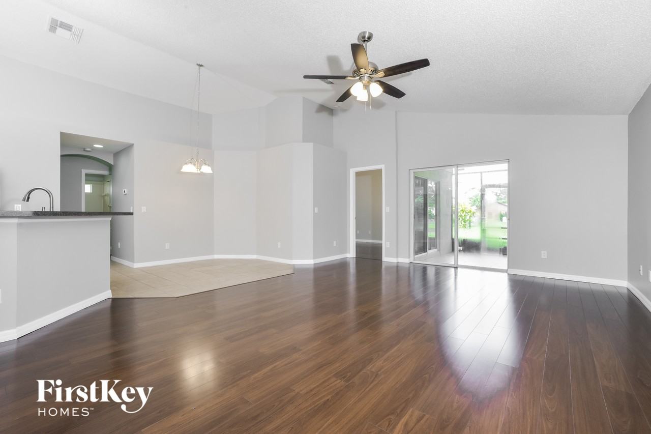 5374 Florence Harbor Dr - Photo 3 of 15