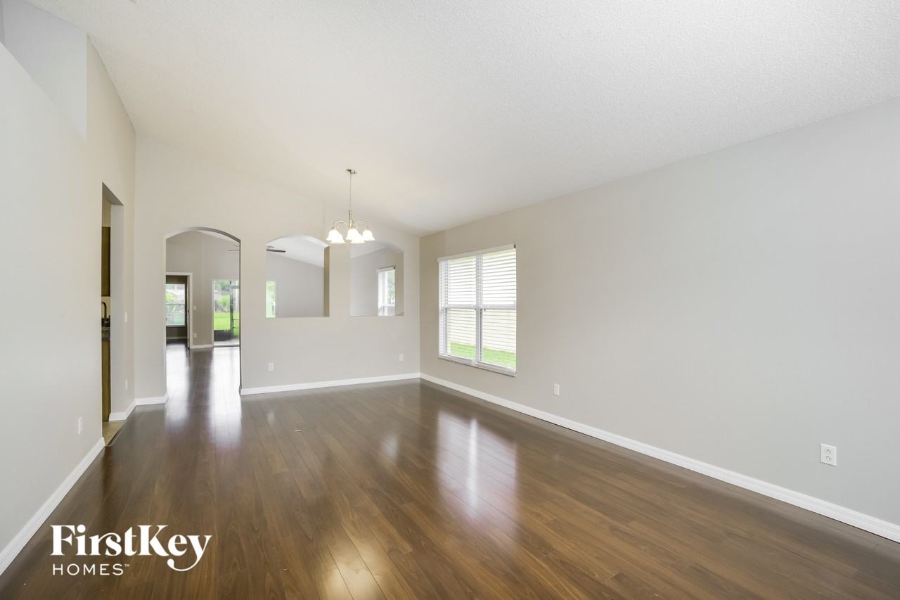 5374 Florence Harbor Dr - Photo 4 of 15