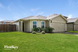 1001 Walnut Ln - Photo 1 of 1