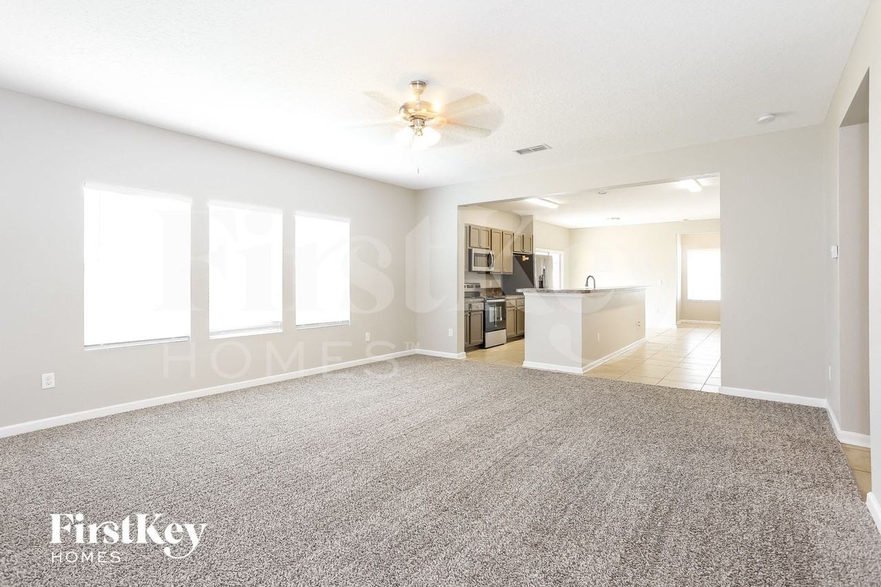 16356 Bamboo Bluff Ct - Photo 3 of 15