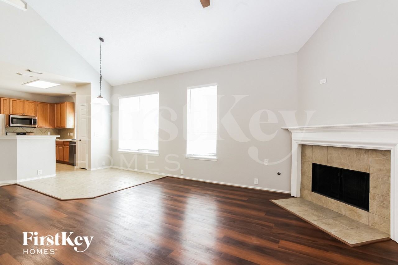 12127 Wortham Landing Dr - Photo 3 of 14