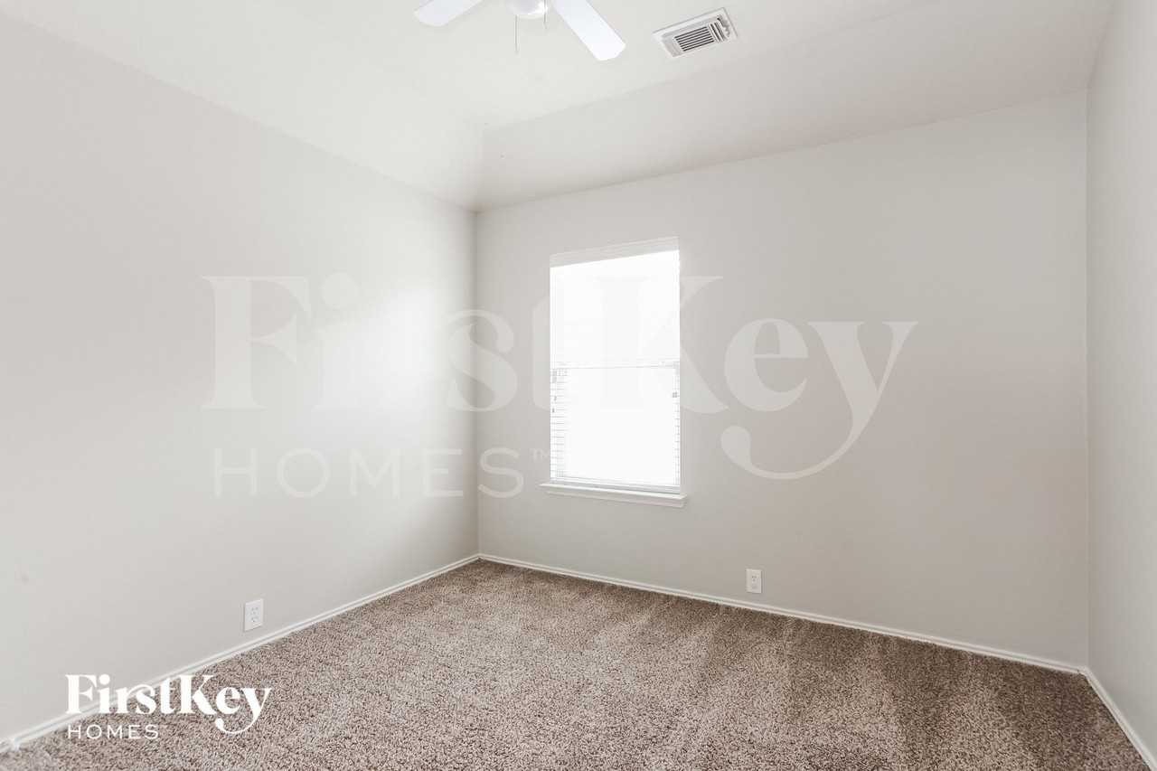 12127 Wortham Landing Dr - Photo 7 of 14