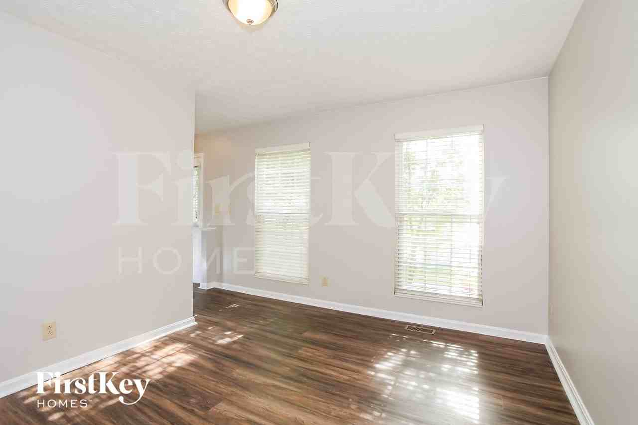 1088 Heritage Trce - Photo 4 of 14