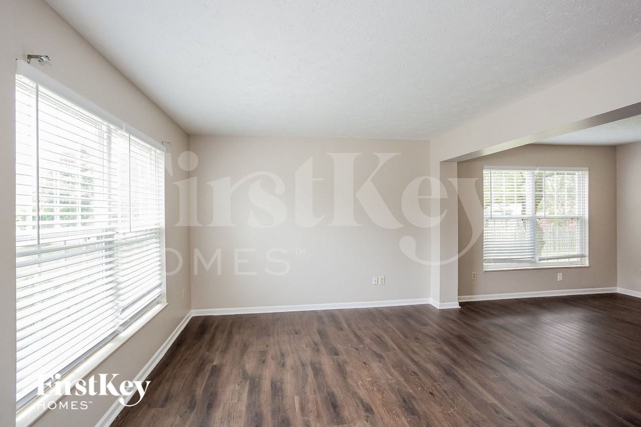 9466 Fairview Pkwy - Photo 4 of 13