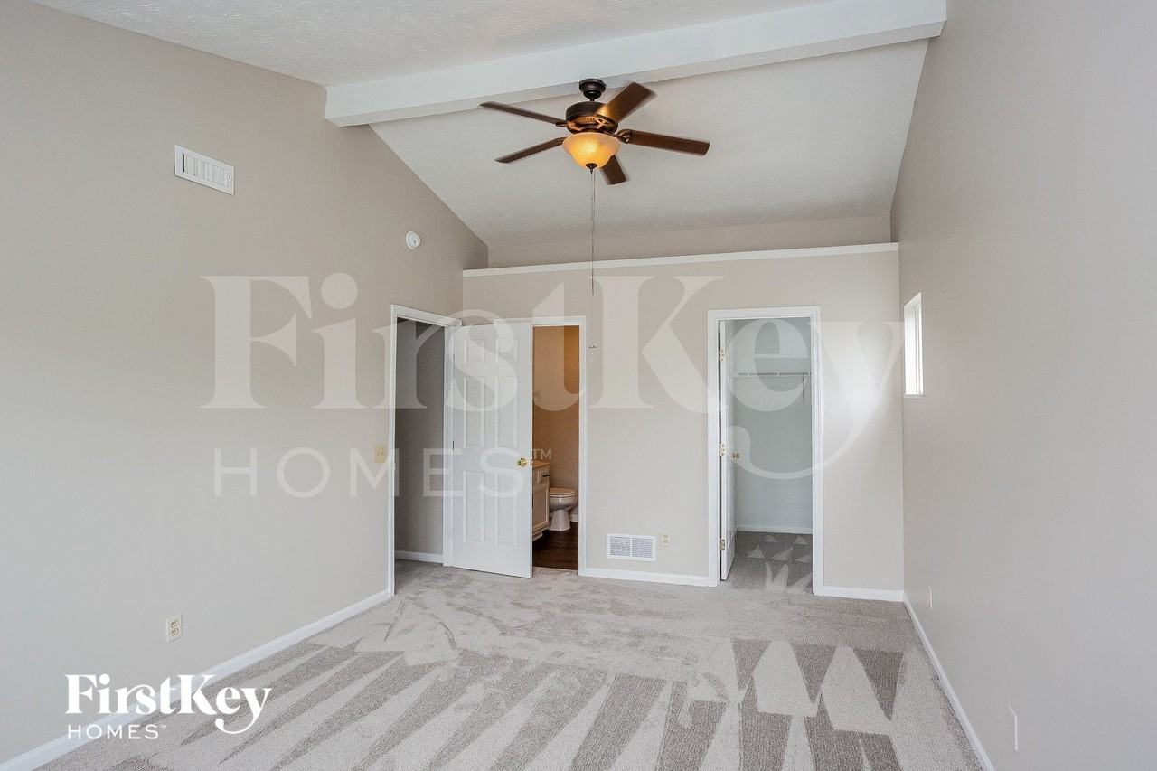 9466 Fairview Pkwy - Photo 6 of 13