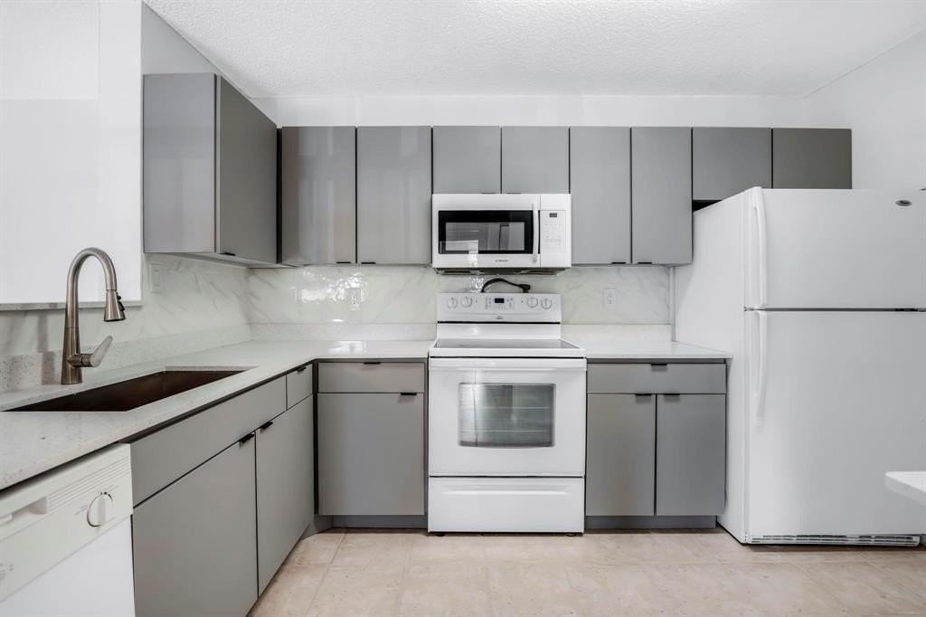 11245 W Atlantic Blvd #205 - Photo 3 of 38