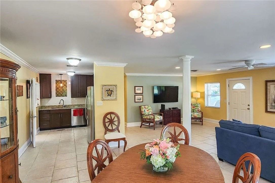 2367 Seville Ave - Photo 6 of 31