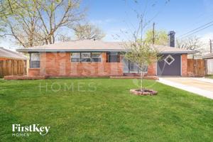 featured image of 1204 Trenton Ln