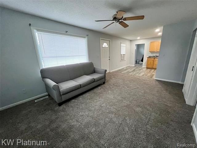 315 Garfield Rd - Photo 3 of 11