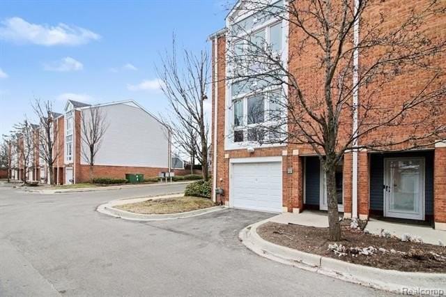 274 Main Sail Ct Court - Photo 2 of 15