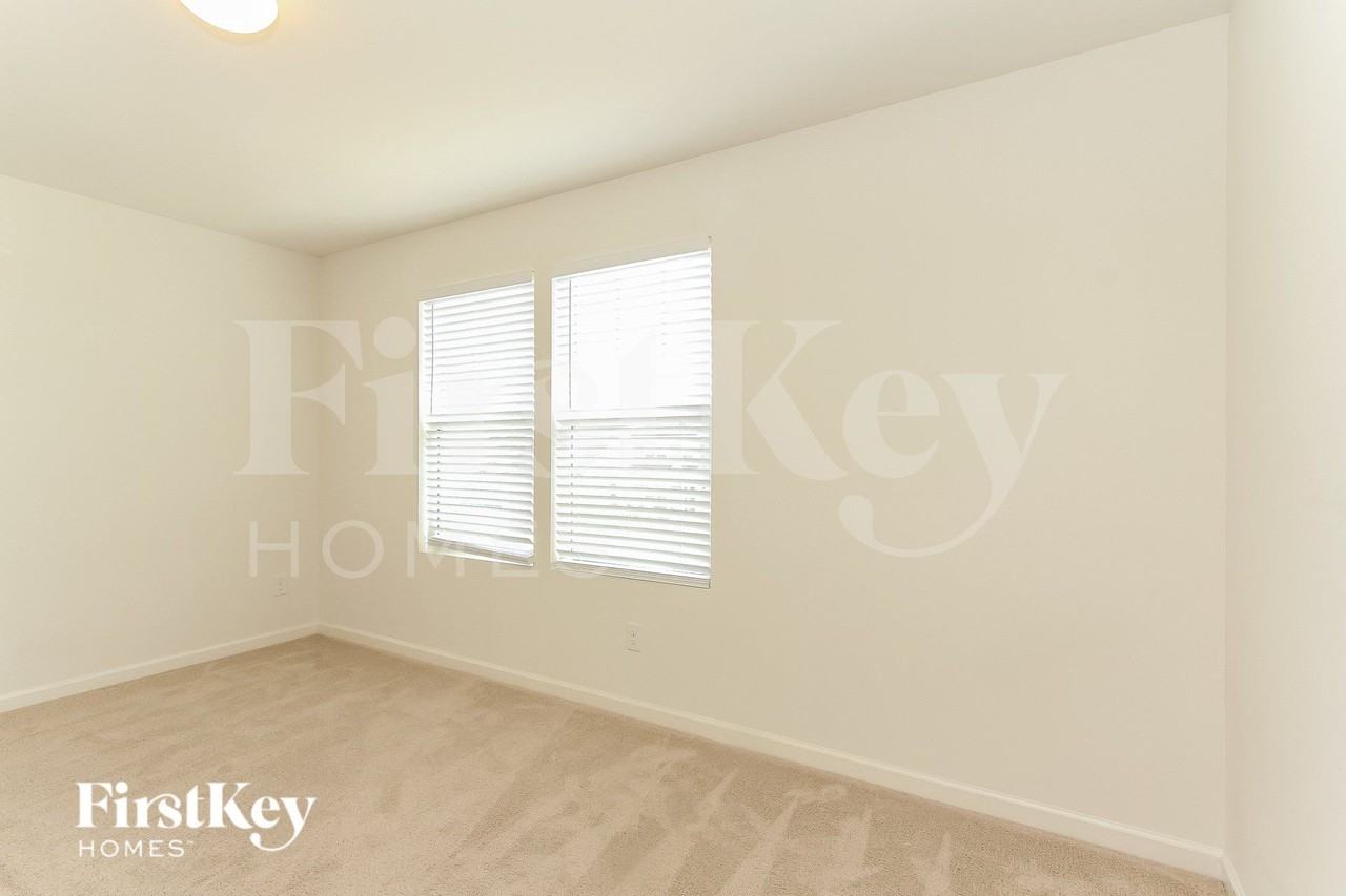 147 Hidden Lakes Rd - Photo 5 of 15