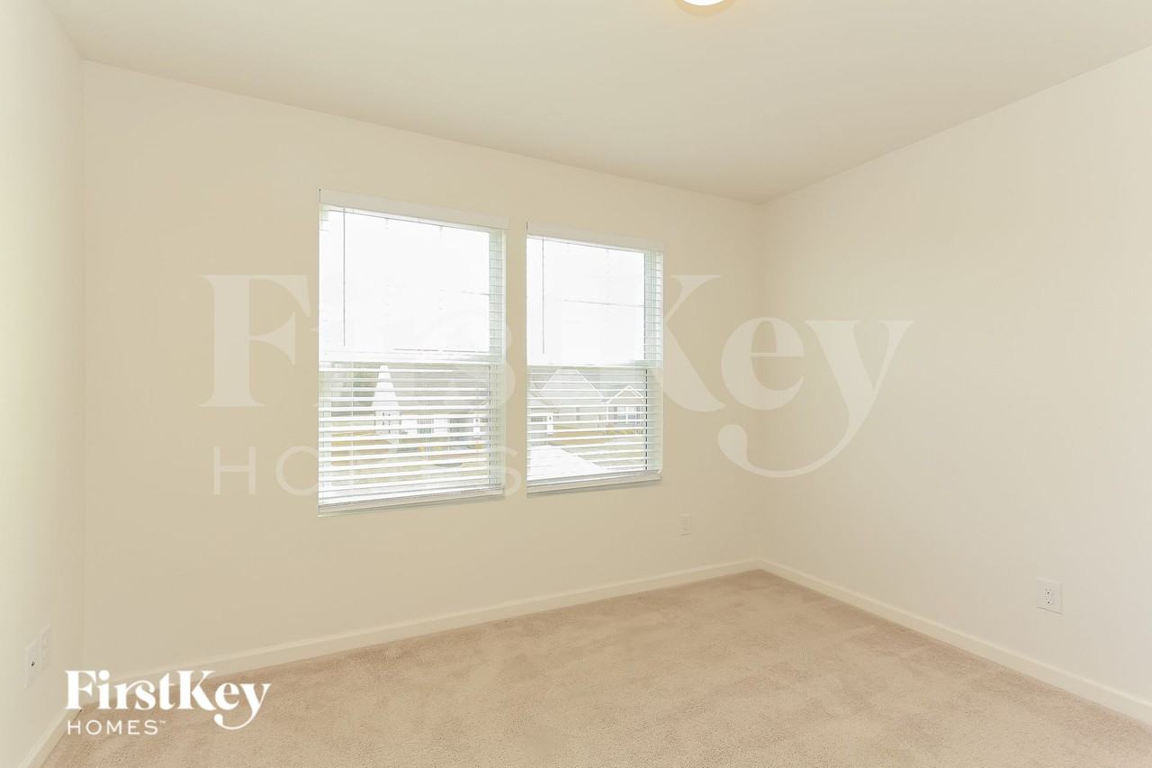 147 Hidden Lakes Rd - Photo 6 of 15