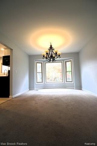 6895 Indian Creek Dr - Photo 3 of 16