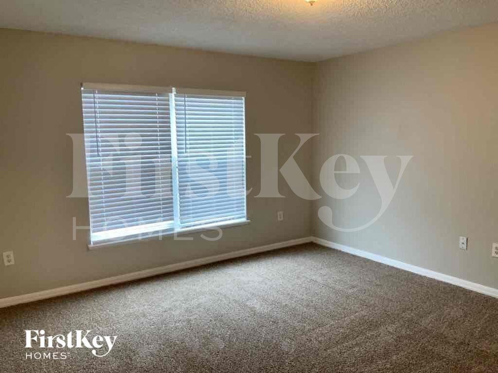 618 Doe Cove Pl - Photo 5 of 17