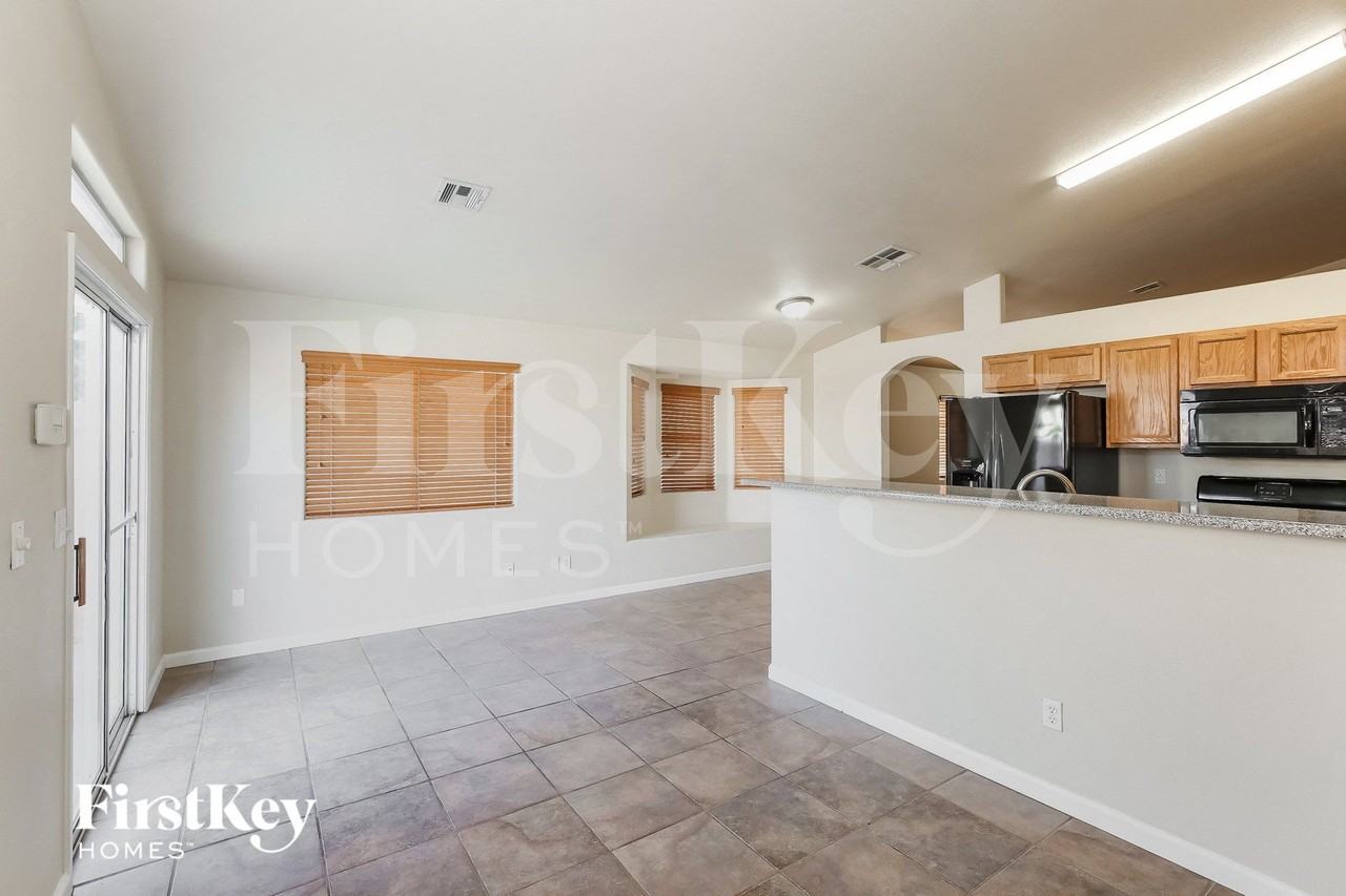 3732 Sorrowing Sparrow Ct - Photo 6 of 15