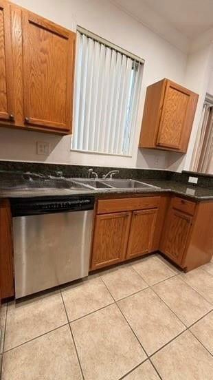 21419 Nw 13th Ct - Photo 4 of 8