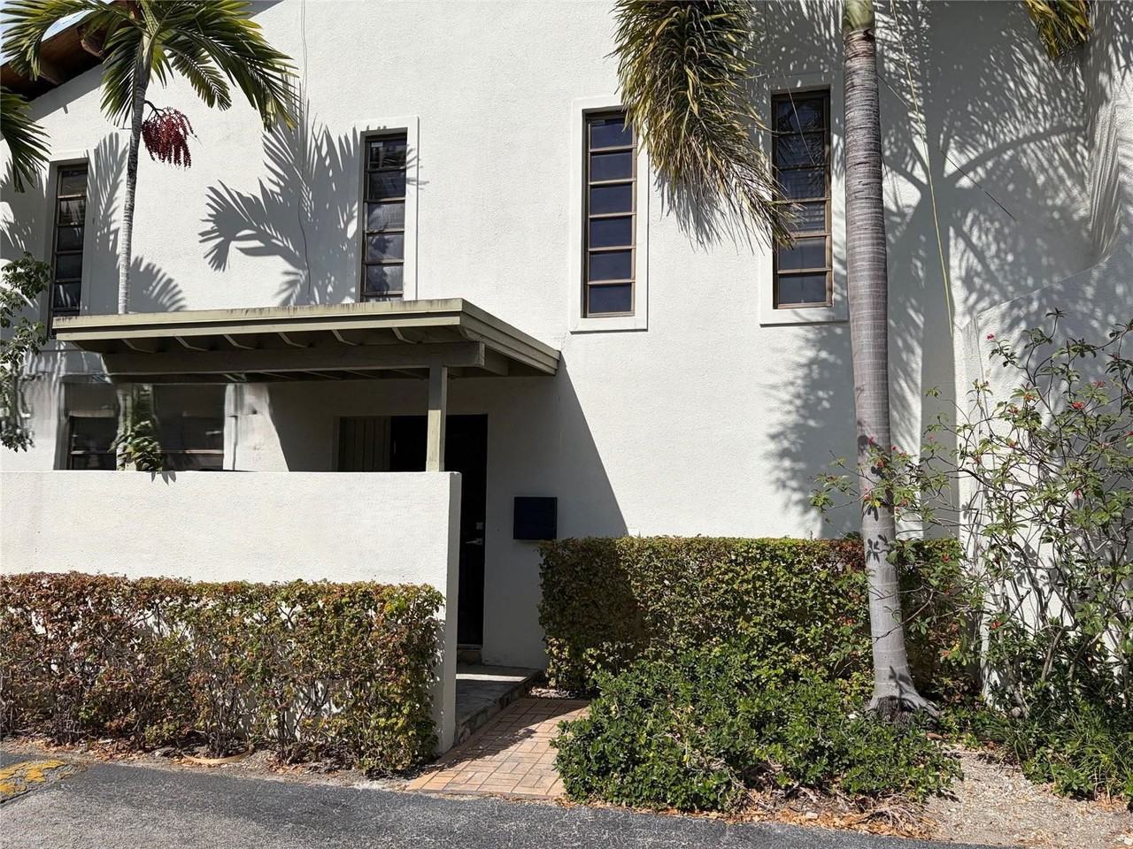 6681 Sw 71st Ct - Photo 3 of 6